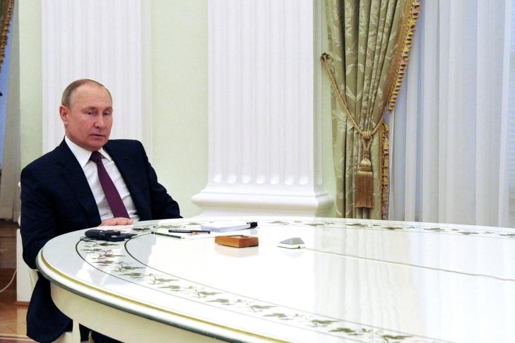 Vlagyimir Putyin orosz elnök az Olaf Scholz német kancellárral folytatott tárgyalása közben (Fotó: MTI/AP/Kreml/Szputnyik/ Pool/Mihail Klimentyev)