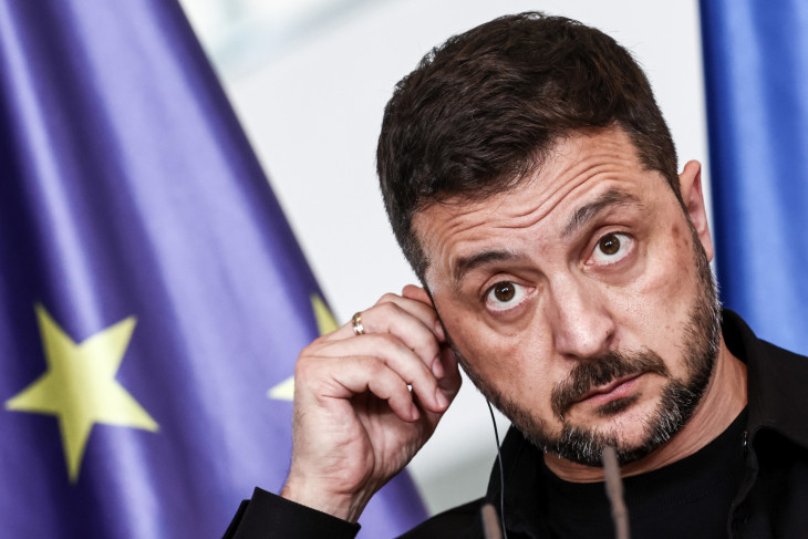 Volodimir Zelenszkij ukrán elnök egy korábbi sajtótájékoztatón 2025. augusztusában.  Ha ezt a delegációt sem veszi komolyan Donald Trump, akkor tényleg minden veszve van.