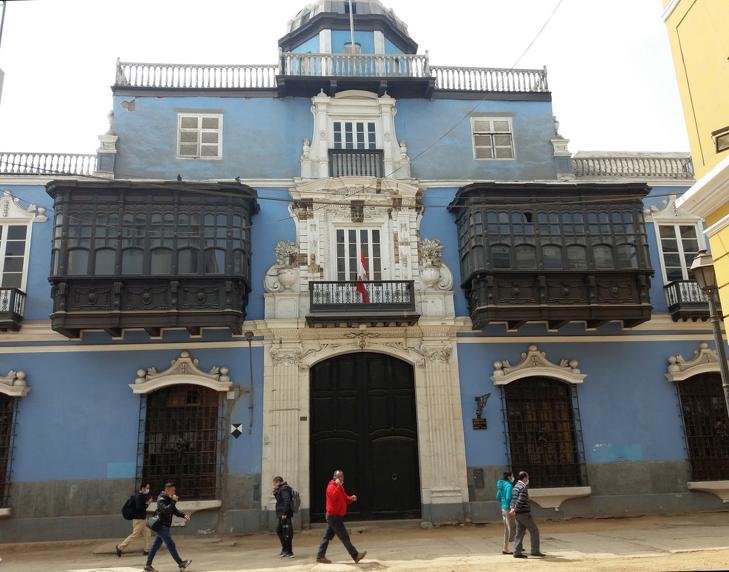 Koloniális palota Lima belvárosában.