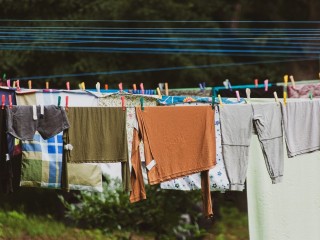 Ki lehet mosni a legkoszosabb ruhákat is 15 perc alatt?