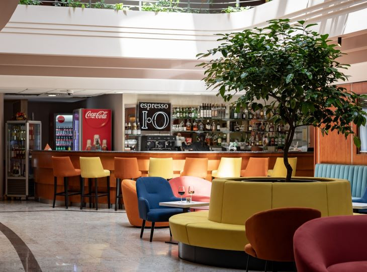 Az Airport Hotel Budapest megújult lobbija