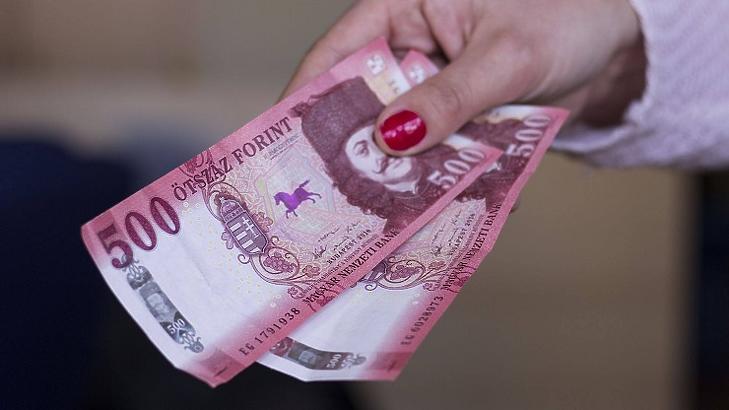 Már 438 200 forint a bruttó átlagkereset Magyarországon