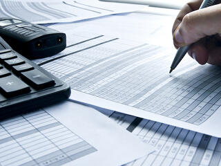 Bankszámlások figyelem: kiderült, mennyivel emelkedhetnek az idén a díjak