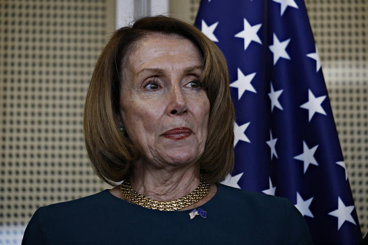 Kínában megszólaltak a légvédelmi szirénák Nancy Pelosi miatt