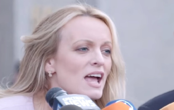 Stormy Daniels nyilatkozik 2018-ban