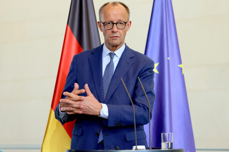 Merz az EU-val közösen akadályozná meg a vezeték újraindulását   