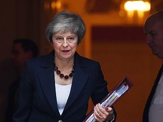 Theresa May: visszaszereztük az ellenőrzést a határaink felett