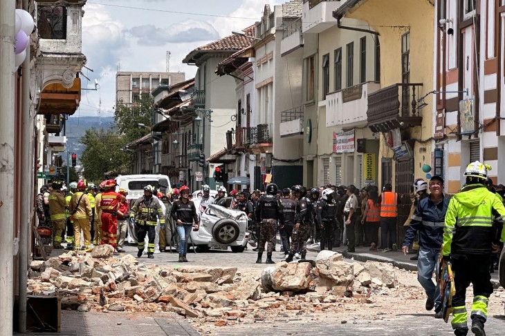 Földrengés az ecuadori Cuencában 2023. március 18-án. Fotó: EPA/ROBERT PUGLLA