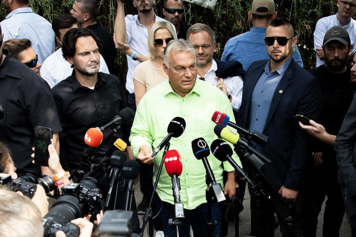 A kormányfő a gazdasági semlegesség mellett tette le a voksát - bármit is jelentsen ez