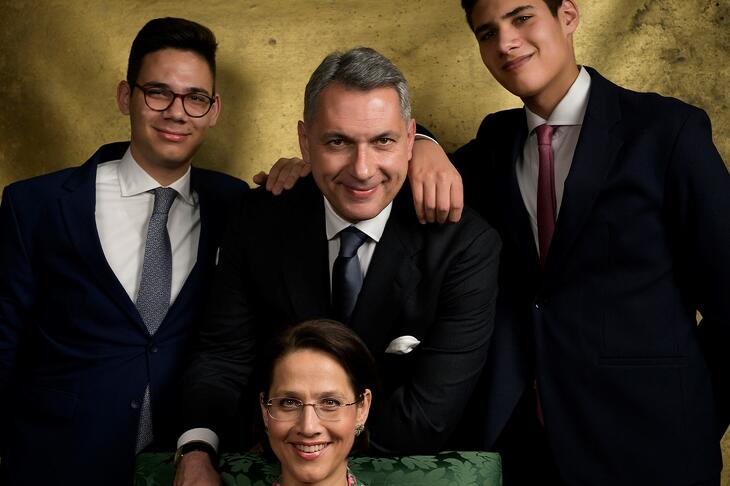 NER-hektár: Lázár János és Mészáros Lőrinc hatalmas földüzletet kötött egymással