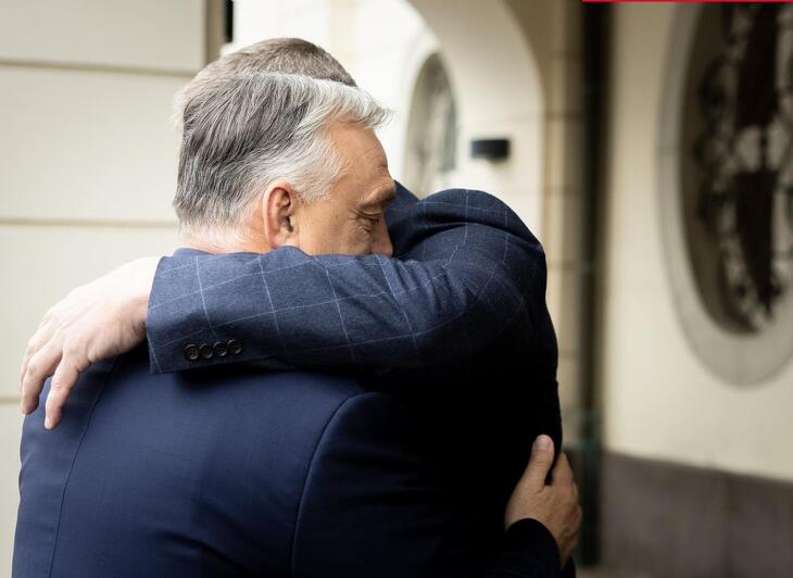 Orbán Viktor  miniszterelnök szlovák kollégájával, Robert Ficóval is barátkozik