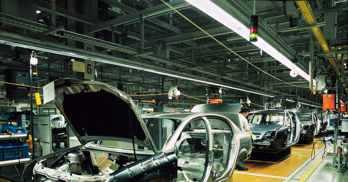 Borús számok: csak árnyéka régi önmagának a magyar ipar