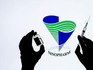 Klinikai tesztelési fázisba léphet a Sinopharm mRNS alapú oltóanyaga