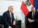 A nap képe: Bécsbe látogatott Orbán Viktor, meglepetés érte
