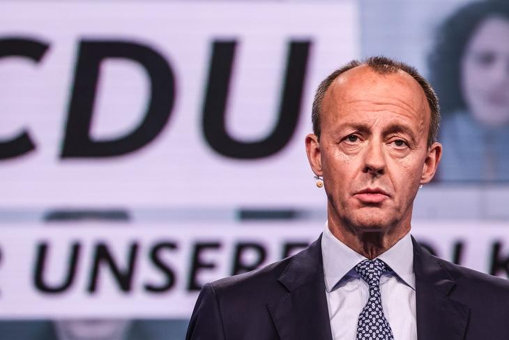 A nap képe: ő lehet Merkel valódi utóda 