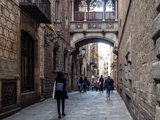A gótikus negyed Barcelonában. Fotó: Pixabay/Matressa