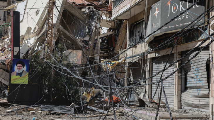 Izraeli légicsapás színhelye Bejrút túlnyomórészt síiták lakta déli elővárosában, Dahijében 2024. október 2-án.