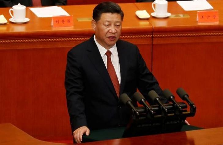 Trump golfozás közben oldaná meg az egyik legsürgetőbb gondját?