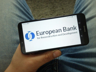 Több milliárd euró érkezett Ukrajnába