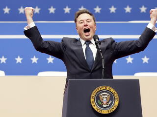 Elon Musk repül, de a „munkája” folytatódhat
