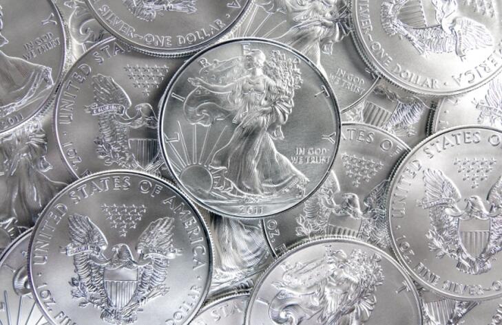 Bekeményített a kistesó: az aranyat és a Bitcoint is rommá veri  