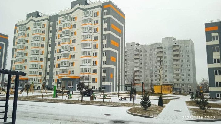 Mariupol újjáépített házait sok oroszbarát mutogatja