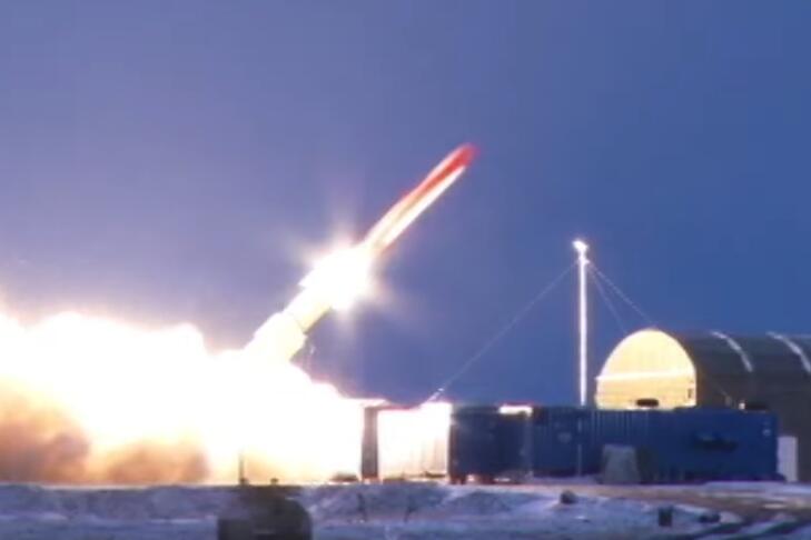 Ritka fegyvert vetett be Oroszország, az ENSZ BT összehívását kezdeményezte Ukrajna