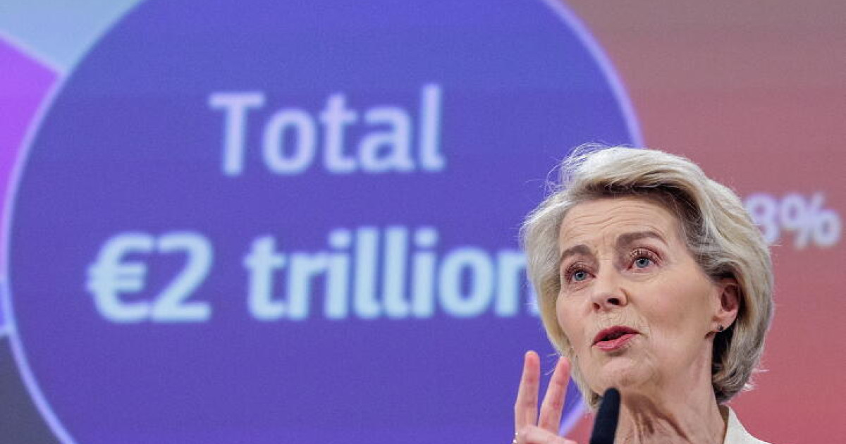 Ez most nem jött be: Ursula von der Leyen marad a helyén