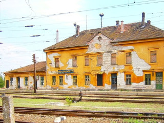 Karácsony a nemzetközi piachoz fordul