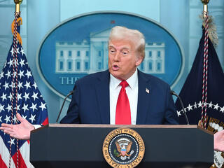 Katonai beavatkozással fenyegetett meg Trump egy afrikai országot 