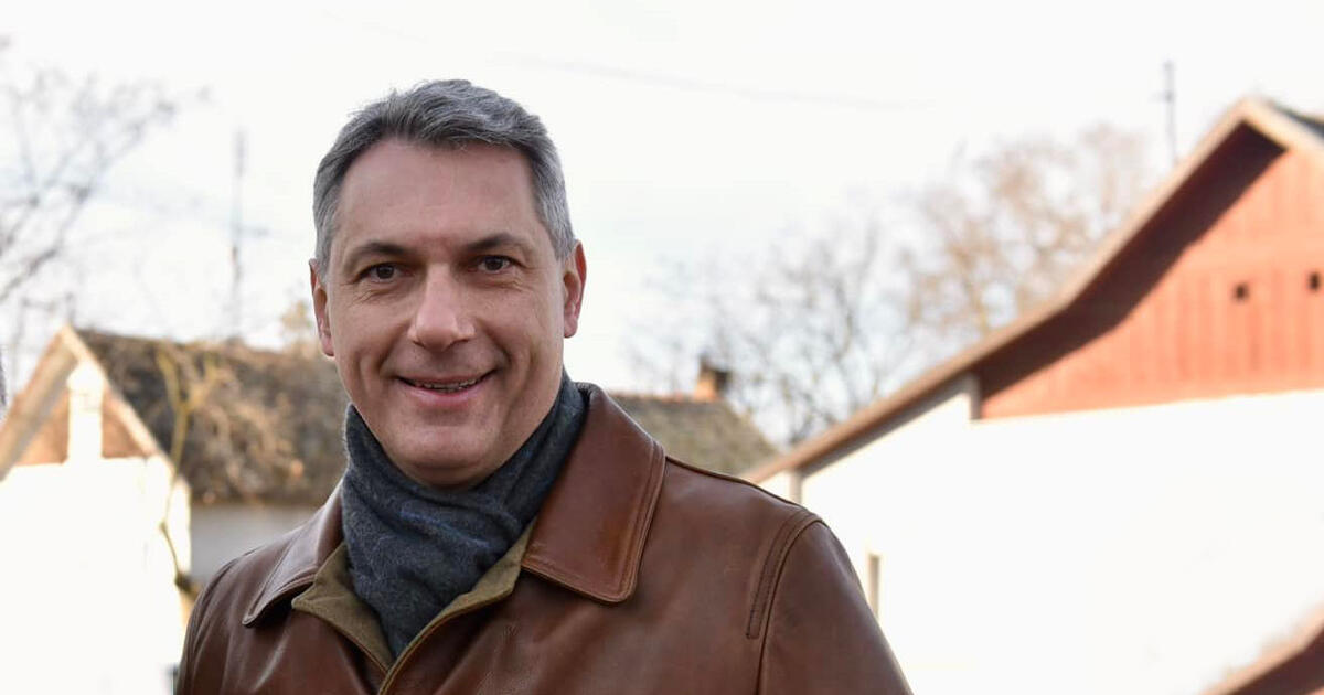 Elárulta Lázár János, hogy mikor adhatják át a Budapest-Belgrád vasútvonalat