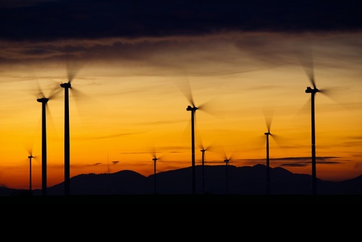 A megújuló energiaforrások aránya rekordot jelentő 46 százalékot ért el Németország villamosenergia-mixében, de így sem teljesültek a kibocsátási célok. Fotó: Pixabay