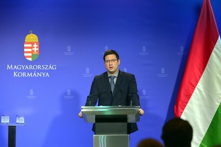 Nem kizárt, hogy hozzá kell nyúlni az idei költségvetéshez - Gulyás Gergely lapunknak válaszolt