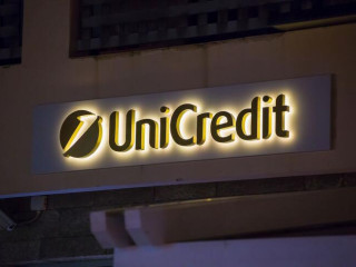 Prémiumügyfeleinek kedveskedik az UniCredit