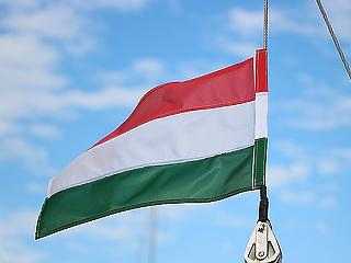 Sosem dolgozott még ennyi magyar Ausztriában - miért őrjöng Szijjártó?