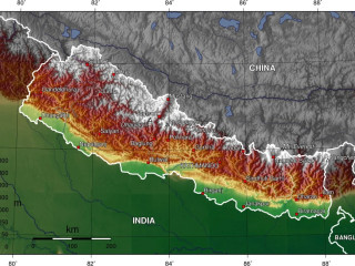 Lángokban Katmandu: Nepál miniszterelnökének lemondása nem volt elég