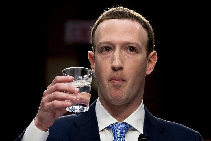 Mark Zuckerberg tiszta vizet öntött a pohárba