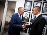 Néhány órával a Trump-Zelenszkij dráma után hívták is Szijjártó Pétert Moszkvából