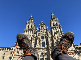 A turisták eltiporják a  zarándokokat?