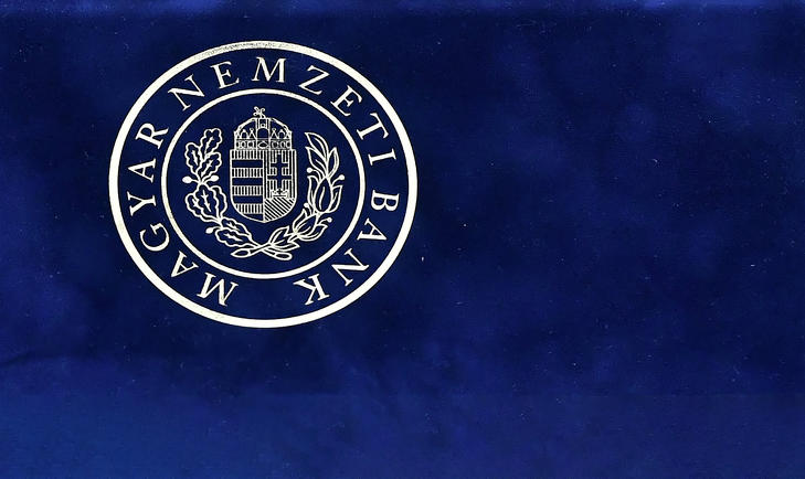 Fontos határidőre figyelmeztette az MNB a vállalkozásokat