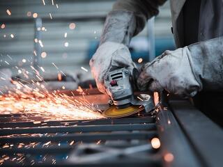 Nem szikrázott az ipar októberben