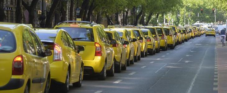 Kolumbiából is kivonul az Uber