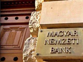 Az MNB részvényeket függesztett fel és többmilliós bírságot szabott ki