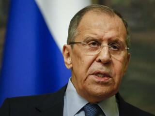 Lavrov elzavarná a tárgyalóasztaltól az EU-t