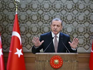 Erdogan nem ér rá egy évig: azonnal teljhatalmat akar