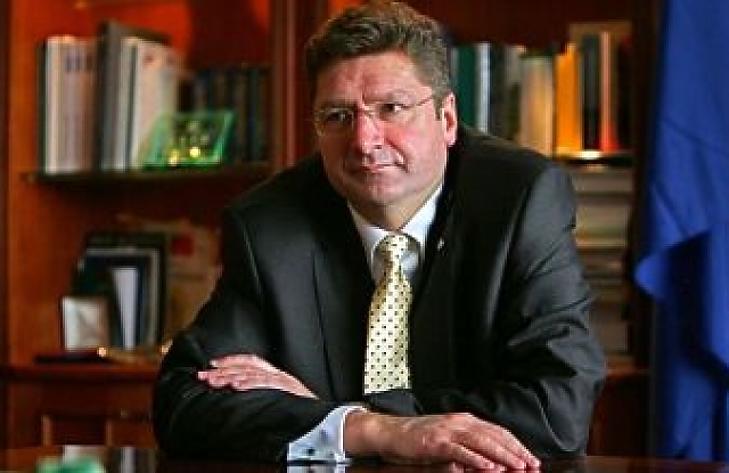 Lecsapnak azokra, akik csalnak a katával