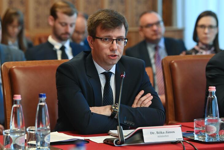 Bóka János szerint mindent megtesznek Ukrajnáért