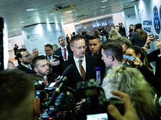 Megint kiugrott Moszkvába Szijjártó Péter