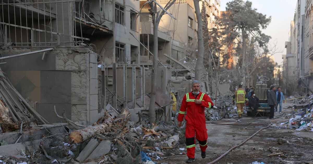 Iráni konfliktus: Izrael egy zsinagógát is lebombázott