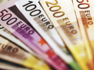 Jól tette, aki estére hagyta az euróváltást